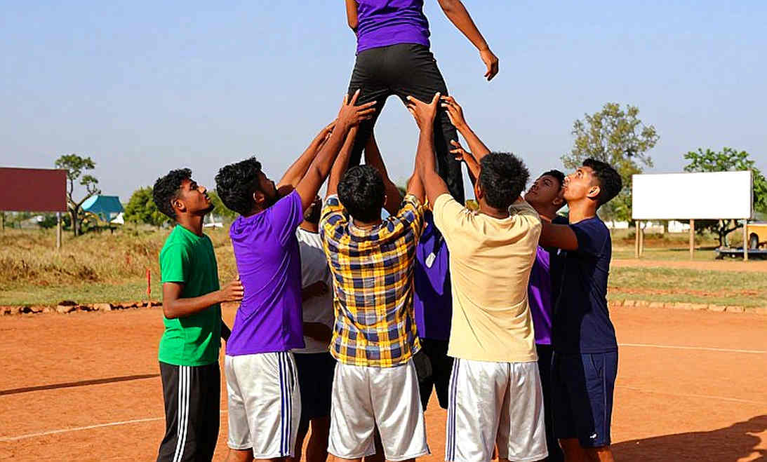খালি লেজার: বাংলাদেশের নারী ভলিবল এবং একটি অলিখিত ম্যাচের সাক্ষ্য
